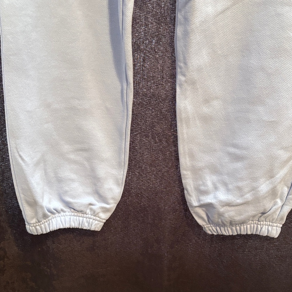 ALO Yoga Light Blue Joggers - Picture 5 of 7